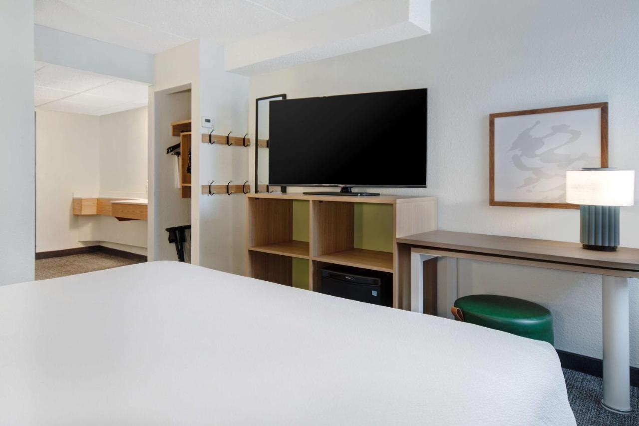 Spark By Hilton Rochester University Area Εξωτερικό φωτογραφία